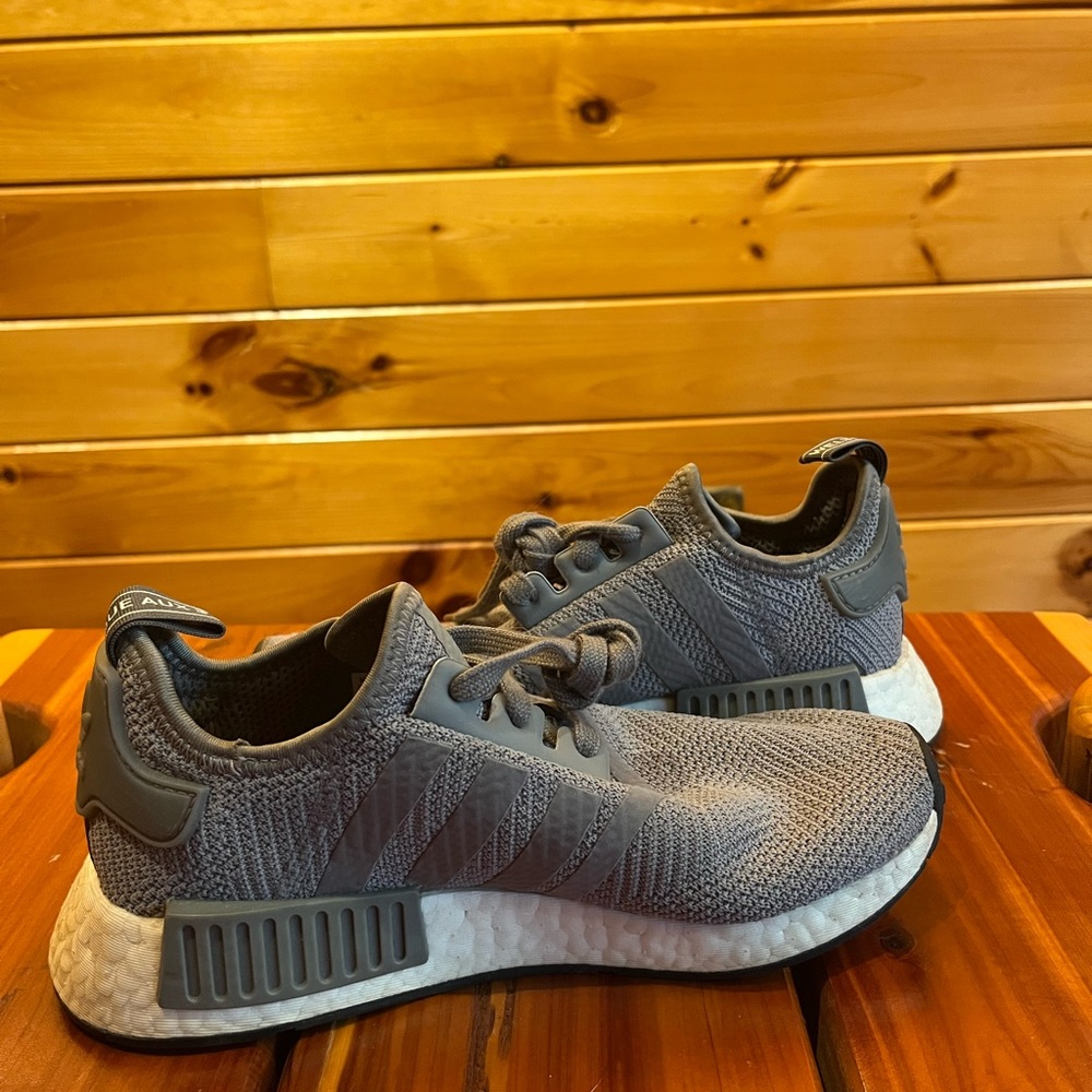 Womens Adidas 6.5